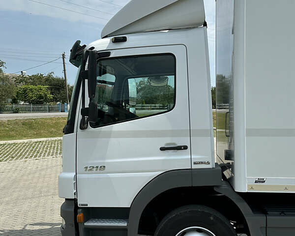 Білий Мерседес Атего, об'ємом двигуна 4.3 л та пробігом 450 тис. км за 32500 $, фото 20 на Automoto.ua