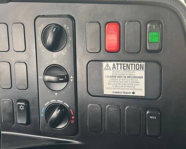 Белый Мерседес Атего, объемом двигателя 4.25 л и пробегом 352 тыс. км за 37000 $, фото 15 на Automoto.ua