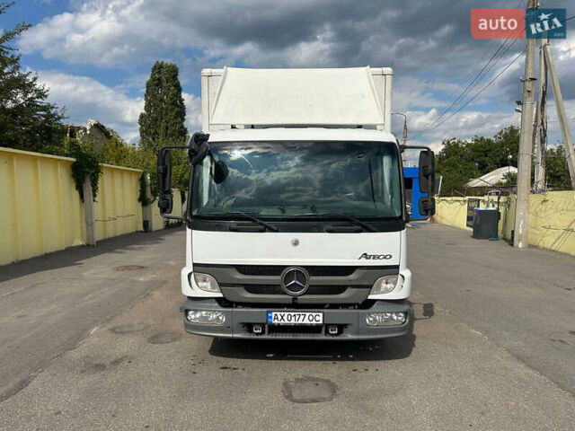Білий Мерседес Атего, об'ємом двигуна 4.25 л та пробігом 620 тис. км за 26500 $, фото 2 на Automoto.ua