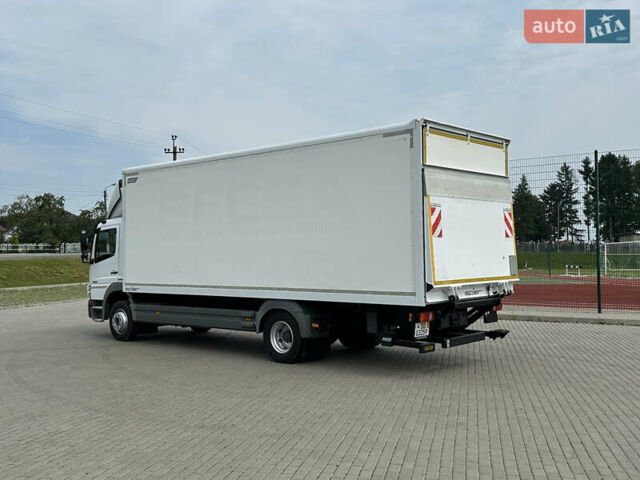 Білий Мерседес Атего, об'ємом двигуна 4.8 л та пробігом 700 тис. км за 32500 $, фото 5 на Automoto.ua