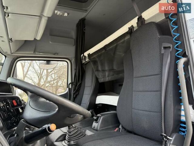 Белый Мерседес Атего, объемом двигателя 6.3 л и пробегом 566 тыс. км за 39750 $, фото 26 на Automoto.ua