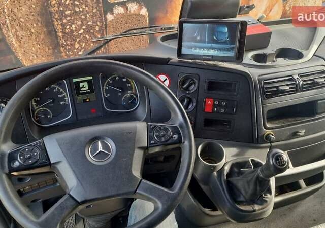 Белый Мерседес Атего, объемом двигателя 0 л и пробегом 190 тыс. км за 35500 $, фото 3 на Automoto.ua