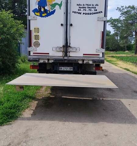 Білий Мерседес Атего, об'ємом двигуна 6 л та пробігом 850 тис. км за 10500 $, фото 6 на Automoto.ua