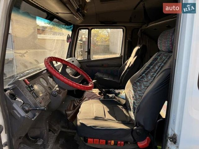 Белый Мерседес Атего, объемом двигателя 6 л и пробегом 73 тыс. км за 15000 $, фото 11 на Automoto.ua