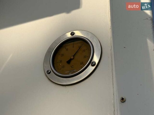 Белый Мерседес Атего, объемом двигателя 6 л и пробегом 73 тыс. км за 15000 $, фото 17 на Automoto.ua