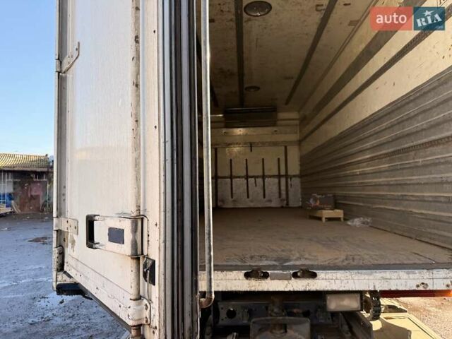 Белый Мерседес Атего, объемом двигателя 6 л и пробегом 73 тыс. км за 15000 $, фото 8 на Automoto.ua