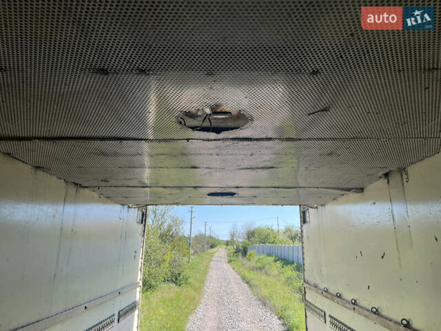 Білий Мерседес Атего, об'ємом двигуна 4.25 л та пробігом 787 тис. км за 12500 $, фото 11 на Automoto.ua