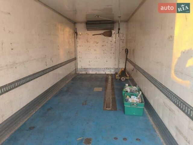 Белый Мерседес Атего, объемом двигателя 6.4 л и пробегом 1000 тыс. км за 22000 $, фото 23 на Automoto.ua