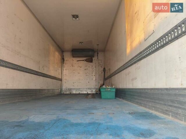 Белый Мерседес Атего, объемом двигателя 6.4 л и пробегом 1000 тыс. км за 22000 $, фото 26 на Automoto.ua