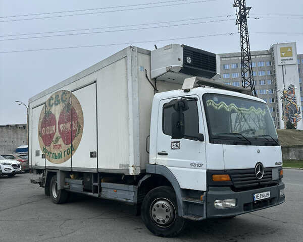 Белый Мерседес Атего, объемом двигателя 4.25 л и пробегом 417 тыс. км за 13500 $, фото 5 на Automoto.ua