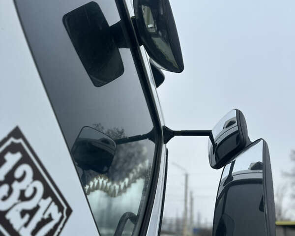 Белый Мерседес Атего, объемом двигателя 4.25 л и пробегом 417 тыс. км за 13500 $, фото 6 на Automoto.ua