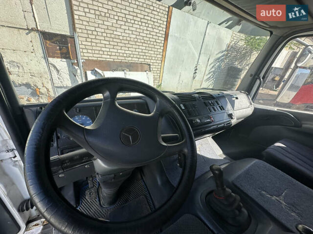 Білий Мерседес Атего, об'ємом двигуна 6 л та пробігом 8 тис. км за 13000 $, фото 7 на Automoto.ua