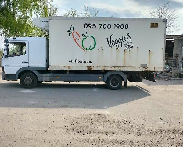 Білий Мерседес Атего, об'ємом двигуна 4.25 л та пробігом 600 тис. км за 16700 $, фото 7 на Automoto.ua