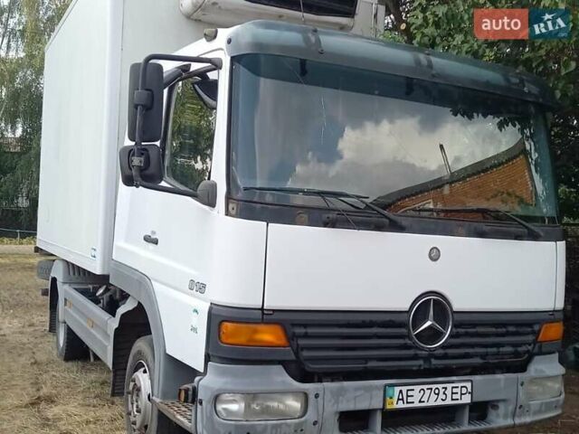 Мерседес Атего 2004 в Никополе на Automoto.ua Белый Мерседес Атего, объемом двигателя 4.25 л и пробегом 700 тыс. км за 15500 $, фото 11 на Automoto.ua