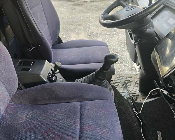 Білий Мерседес Атего, об'ємом двигуна 6.4 л та пробігом 665 тис. км за 22000 $, фото 12 на Automoto.ua