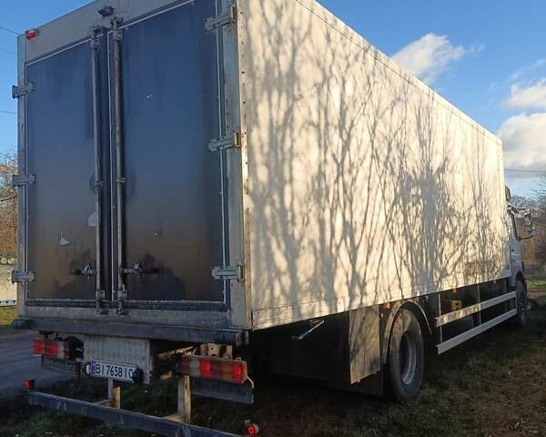 Белый Мерседес Атего, объемом двигателя 6.4 л и пробегом 760 тыс. км за 21000 $, фото 5 на Automoto.ua