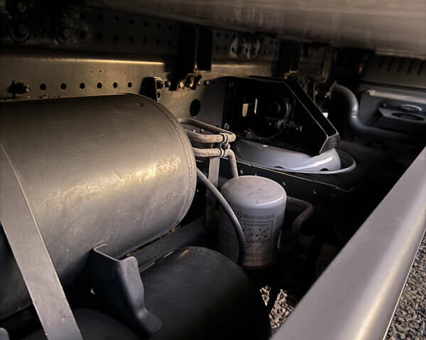 Білий Мерседес Атего, об'ємом двигуна 4.3 л та пробігом 270 тис. км за 37500 $, фото 55 на Automoto.ua