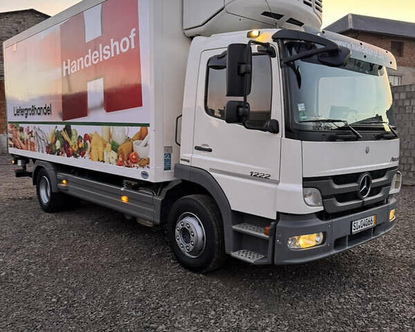 Білий Мерседес Атего, об'ємом двигуна 4.3 л та пробігом 270 тис. км за 37500 $, фото 4 на Automoto.ua