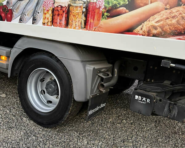 Білий Мерседес Атего, об'ємом двигуна 4.3 л та пробігом 270 тис. км за 37500 $, фото 12 на Automoto.ua