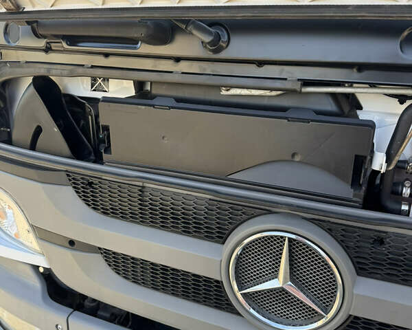 Білий Мерседес Атего, об'ємом двигуна 4.7 л та пробігом 417 тис. км за 38500 $, фото 27 на Automoto.ua