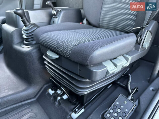 Білий Мерседес Атего, об'ємом двигуна 4.8 л та пробігом 347 тис. км за 41500 $, фото 75 на Automoto.ua