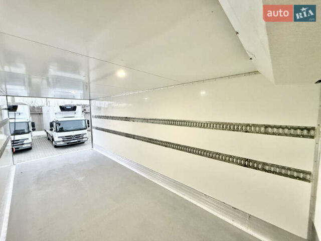 Белый Мерседес Атего, объемом двигателя 4.3 л и пробегом 95 тыс. км за 42500 $, фото 44 на Automoto.ua