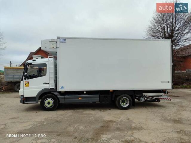 Белый Мерседес Атего, объемом двигателя 4.3 л и пробегом 238 тыс. км за 33800 $, фото 3 на Automoto.ua