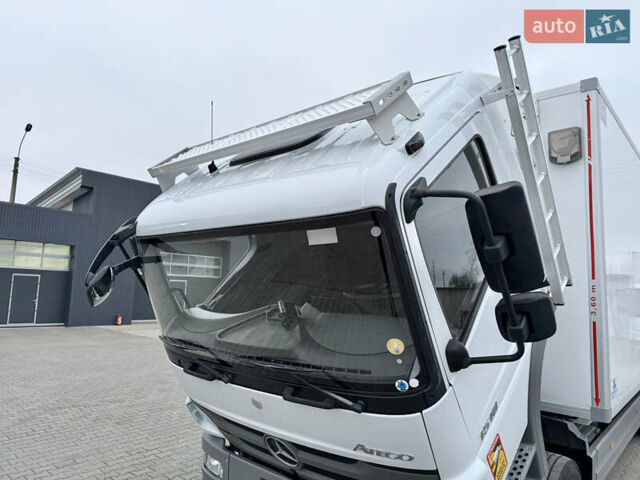 Белый Мерседес Атего, объемом двигателя 4.3 л и пробегом 95 тыс. км за 42500 $, фото 69 на Automoto.ua