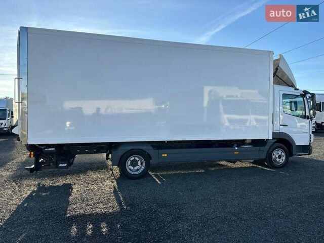 Белый Мерседес Атего, объемом двигателя 4.3 л и пробегом 469 тыс. км за 26900 $, фото 8 на Automoto.ua