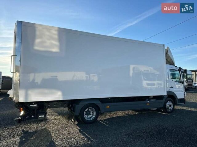 Белый Мерседес Атего, объемом двигателя 4.3 л и пробегом 469 тыс. км за 26900 $, фото 15 на Automoto.ua