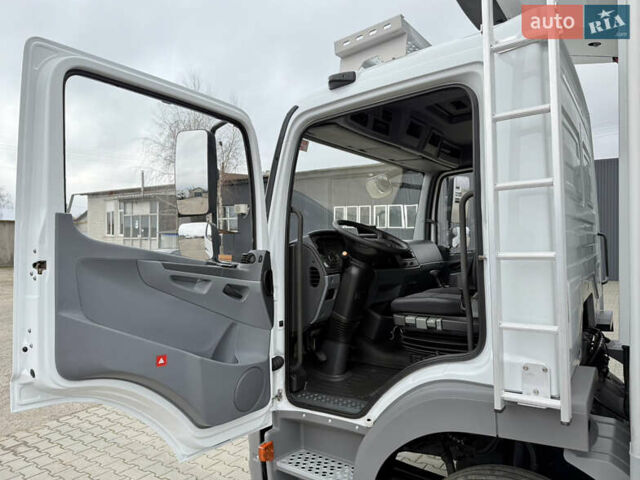 Белый Мерседес Атего, объемом двигателя 4.3 л и пробегом 95 тыс. км за 42500 $, фото 63 на Automoto.ua