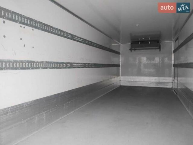 Белый Мерседес Атего, объемом двигателя 4.2 л и пробегом 410 тыс. км за 36000 $, фото 1 на Automoto.ua