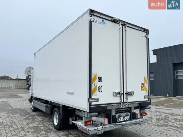 Білий Мерседес Атего, об'ємом двигуна 4.3 л та пробігом 251 тис. км за 37500 $, фото 2 на Automoto.ua