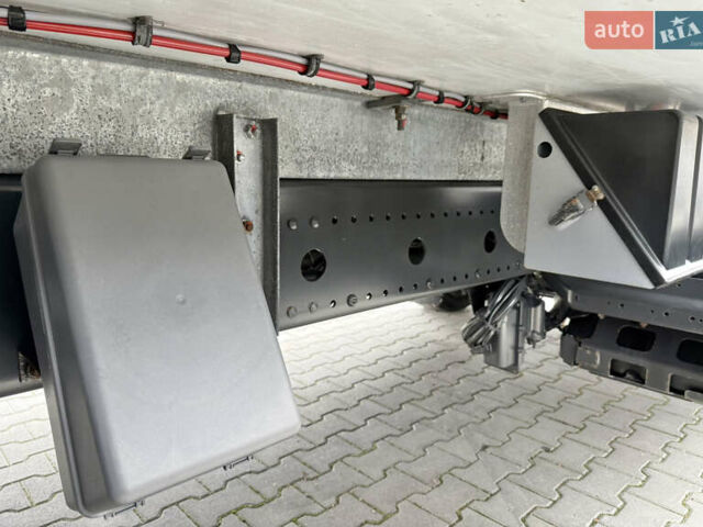 Белый Мерседес Атего, объемом двигателя 4.3 л и пробегом 95 тыс. км за 42500 $, фото 19 на Automoto.ua