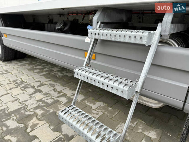 Білий Мерседес Атего, об'ємом двигуна 4.3 л та пробігом 251 тис. км за 37500 $, фото 31 на Automoto.ua