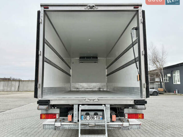 Белый Мерседес Атего, объемом двигателя 4.3 л и пробегом 95 тыс. км за 42500 $, фото 37 на Automoto.ua