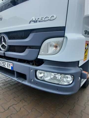 Белый Мерседес Атего, объемом двигателя 0 л и пробегом 205 тыс. км за 38000 $, фото 12 на Automoto.ua