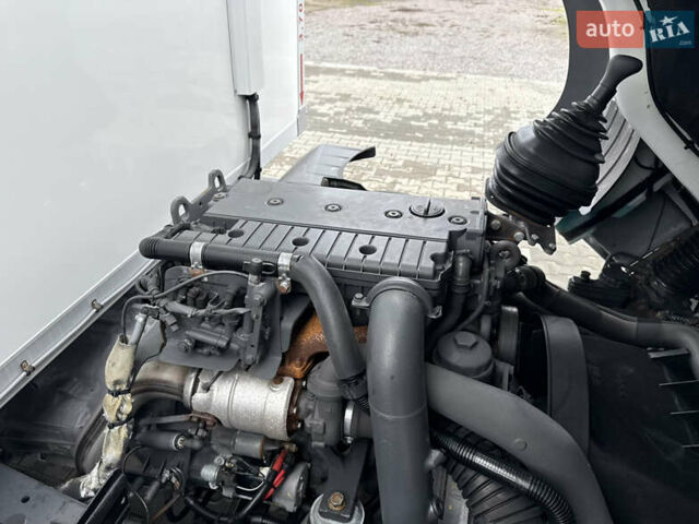 Білий Мерседес Атего, об'ємом двигуна 4.3 л та пробігом 251 тис. км за 37500 $, фото 69 на Automoto.ua