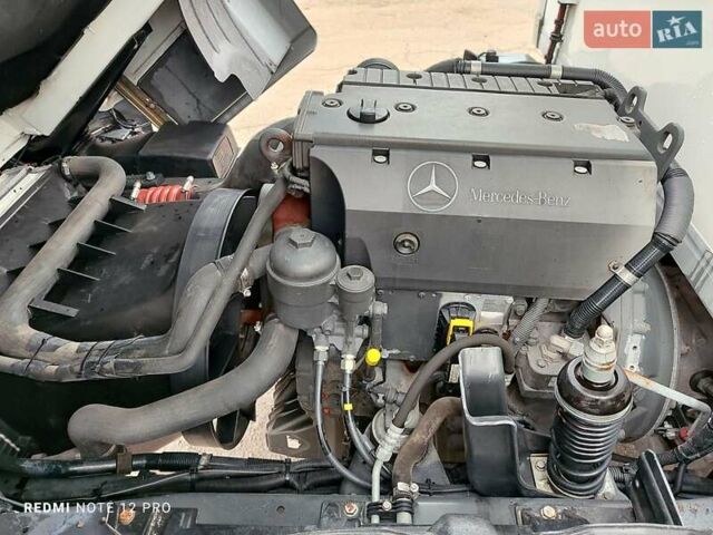 Белый Мерседес Атего, объемом двигателя 4.3 л и пробегом 238 тыс. км за 33800 $, фото 32 на Automoto.ua