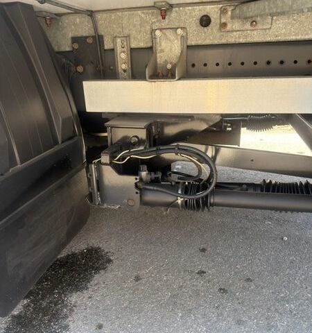 Белый Мерседес Атего, объемом двигателя 4.8 л и пробегом 409 тыс. км за 42500 $, фото 17 на Automoto.ua