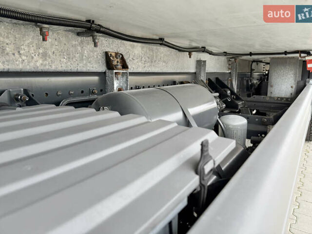 Белый Мерседес Атего, объемом двигателя 4.3 л и пробегом 95 тыс. км за 42500 $, фото 29 на Automoto.ua