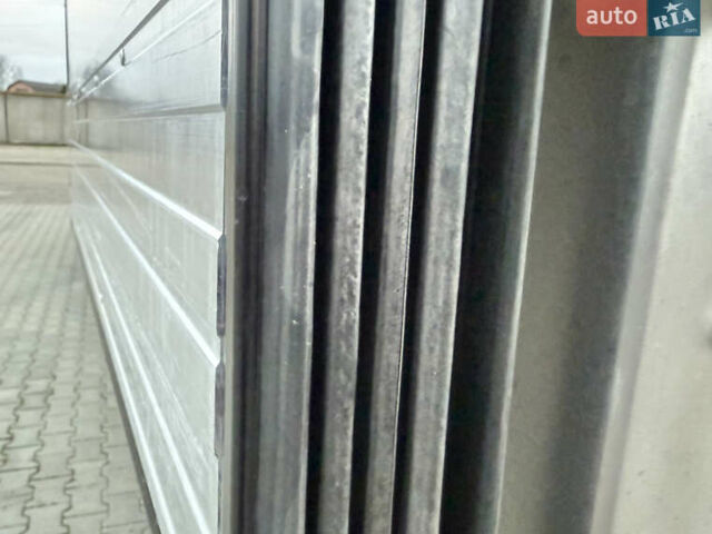 Белый Мерседес Атего, объемом двигателя 4.3 л и пробегом 95 тыс. км за 42500 $, фото 46 на Automoto.ua