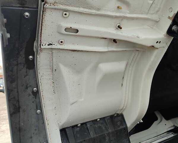 Белый Мерседес Атего, объемом двигателя 4.3 л и пробегом 238 тыс. км за 33800 $, фото 31 на Automoto.ua