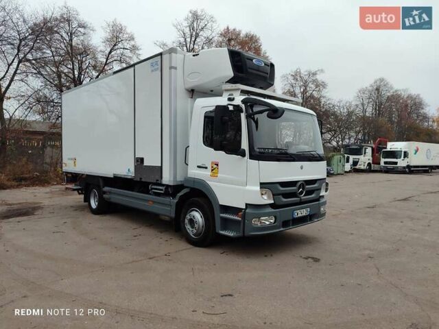 Белый Мерседес Атего, объемом двигателя 4.7 л и пробегом 356 тыс. км за 36000 $, фото 3 на Automoto.ua