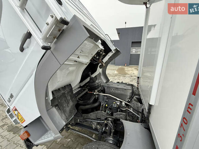 Білий Мерседес Атего, об'ємом двигуна 4.3 л та пробігом 251 тис. км за 37500 $, фото 70 на Automoto.ua