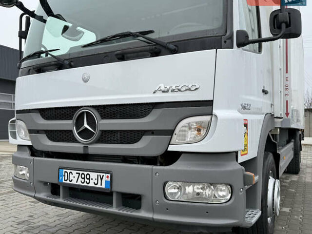 Белый Мерседес Атего, объемом двигателя 4.8 л и пробегом 354 тыс. км за 38800 $, фото 6 на Automoto.ua