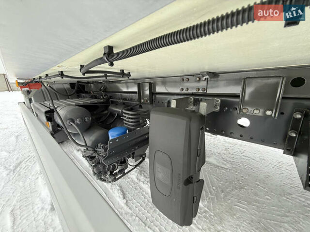 Белый Мерседес Атего, объемом двигателя 4.8 л и пробегом 304 тыс. км за 42500 $, фото 24 на Automoto.ua