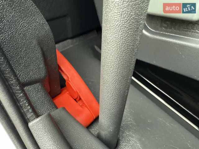 Белый Мерседес Атего, объемом двигателя 4.8 л и пробегом 354 тыс. км за 38800 $, фото 56 на Automoto.ua