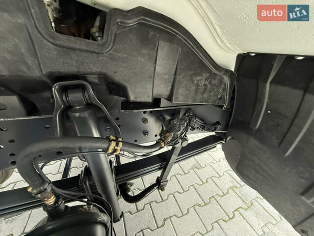 Белый Мерседес Атего, объемом двигателя 4.8 л и пробегом 354 тыс. км за 38800 $, фото 12 на Automoto.ua