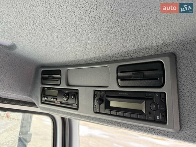 Белый Мерседес Атего, объемом двигателя 4.8 л и пробегом 354 тыс. км за 38800 $, фото 60 на Automoto.ua